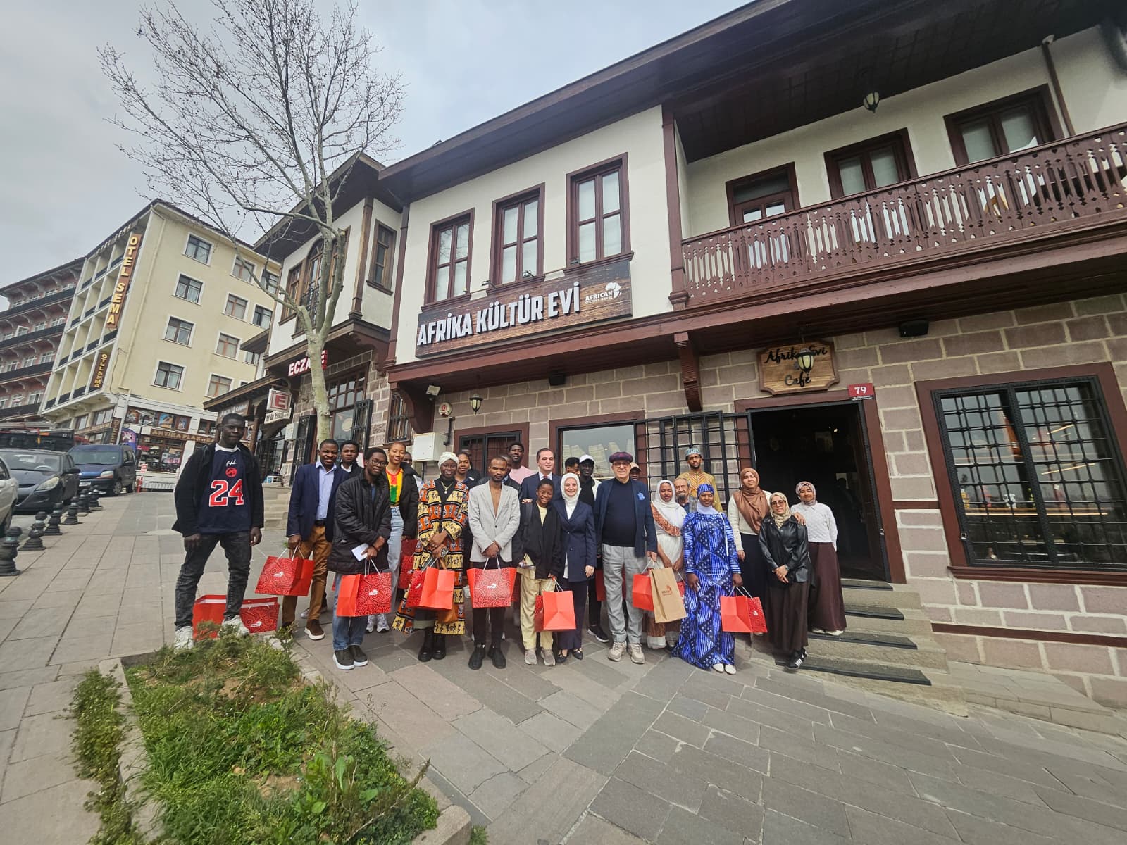 ANKARA VE CİVARINDA YAŞAYAN BİR GRUP BENİNLİ ÖĞRENCİ İLE AFRİKA KÜLTÜR EVİNİ GEZDİK 28.03.2026